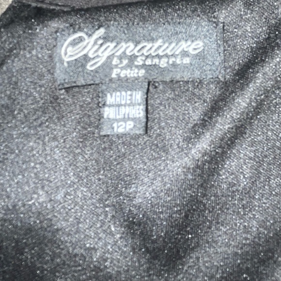 Very cute and classy woman’s Signature dress size 12 p - Picture 5 of 5